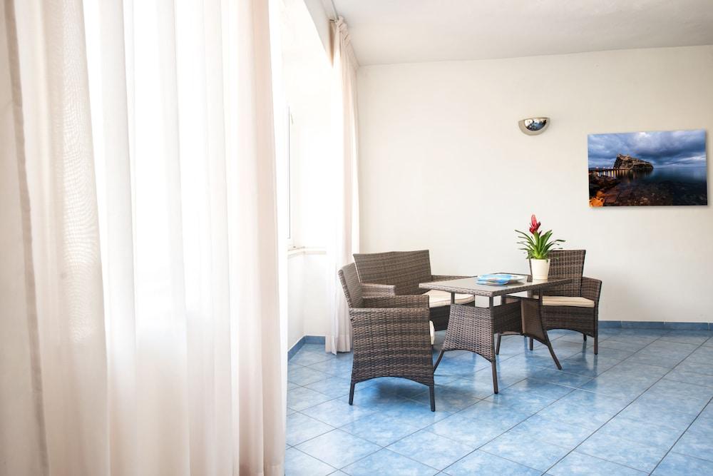 Hotel Antonella Ischia Exterior foto