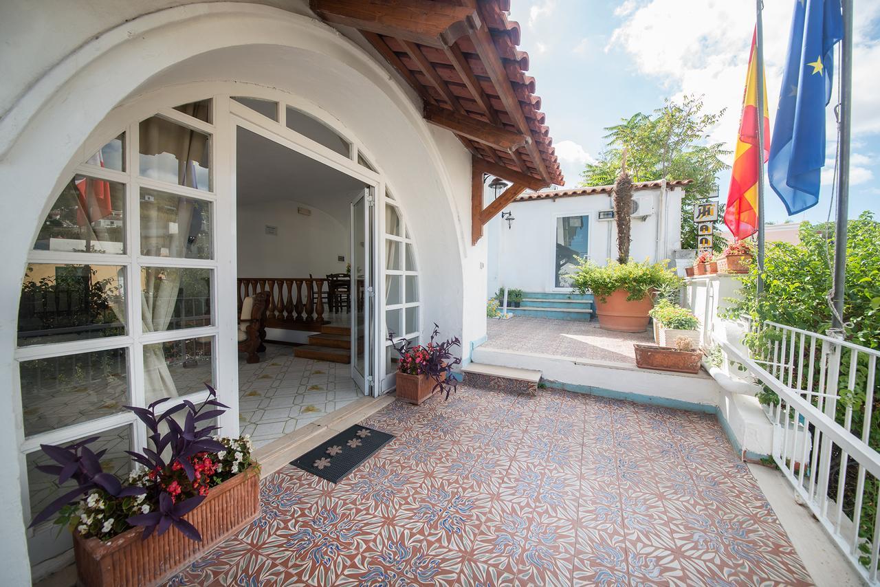 Hotel Antonella Ischia Exterior foto